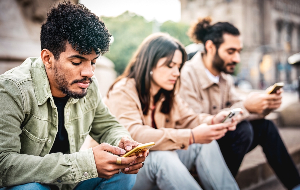 Understanding Gen Z: Why the Next Generation is Turning to AI for Workplace Anxiety Relief