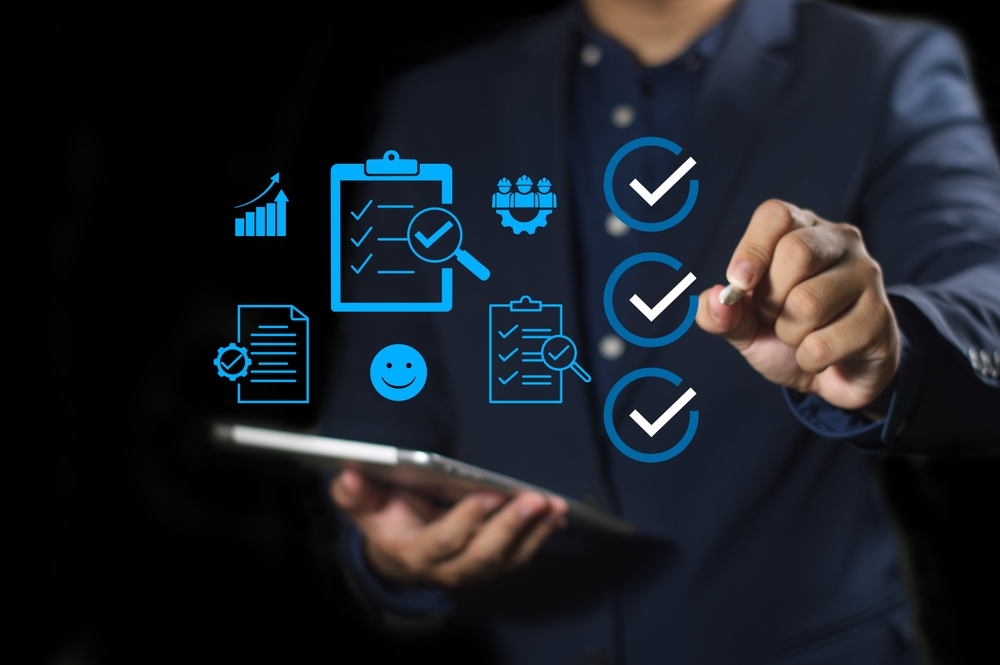 The Payroll & HR Buyer’s Checklist: How to Choose the Right Partner for Your Business